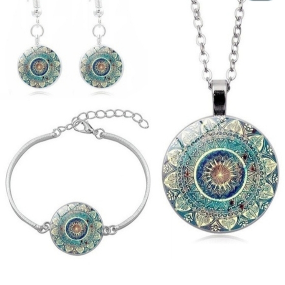 *NEW Silver Plated Vintage Mandala Lotus Necklace - Picture 5 of 7